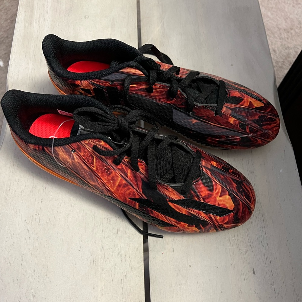 Adidas, adizero cleats, size 5.5 , new.
